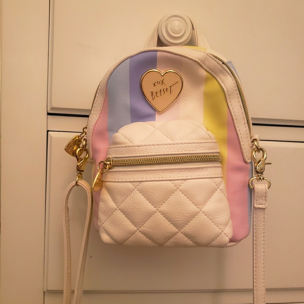 Betsey Johnson Bag!